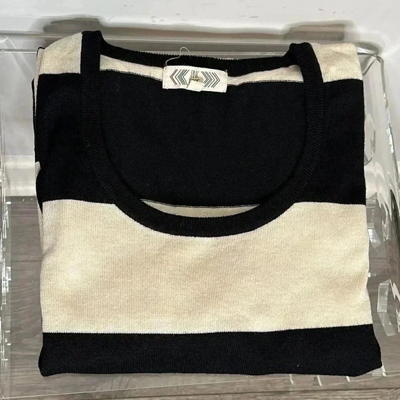 Pink Rose Pull Over Sweater Black & Cream Round Neck Side Elastic Long Sleeve - Picture 11 of 11